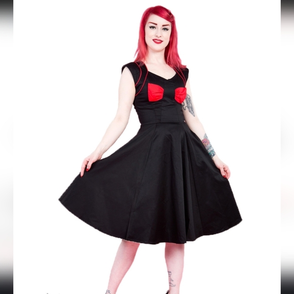 Hearts And Roses Black And Red Retro Inspired Pin Up Style Dress With Red Bow XS - Picture 2 of 14